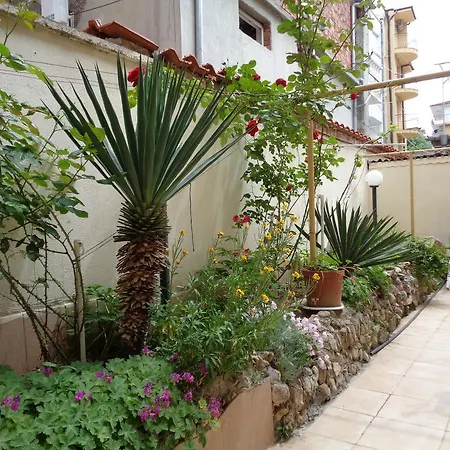 за гости герови 4* Несебр