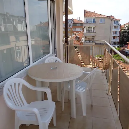 Къща за гости за гости герови