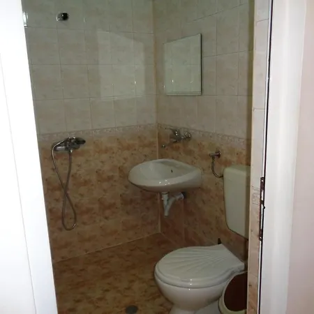 за гости герови Несебър