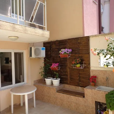 за гости герови Къща за гости Несебър