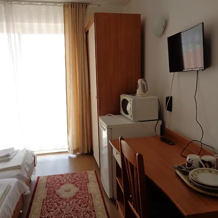 за гости герови 4*